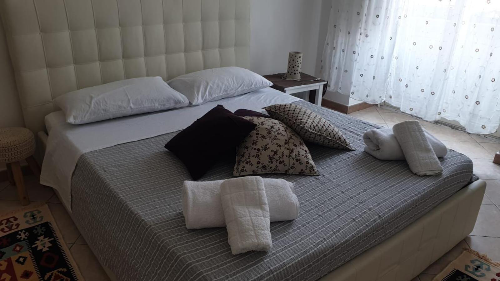 Casa Vacanze "Cortile Aquilone" Catania Bagian luar foto