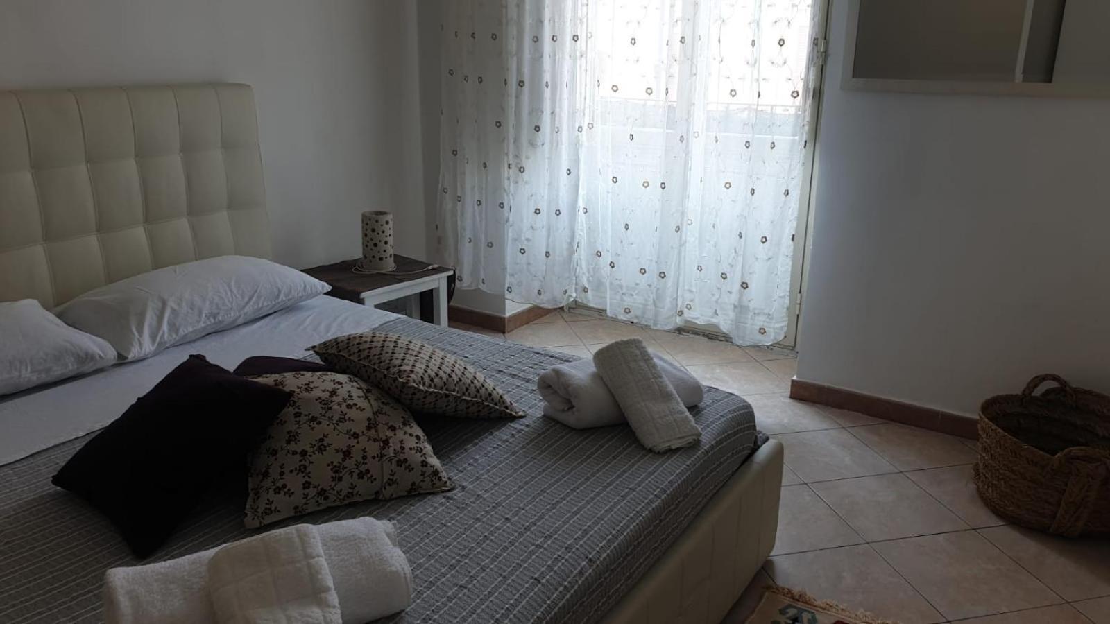 Casa Vacanze "Cortile Aquilone" Catania Bagian luar foto